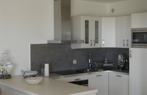 Benodet Apartment | superb flat of 105m ² sea front Bénodet beach. rated 4 stars *