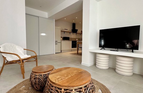 Larchant House | Superb house in the heart of Larchant. Pets welcome!