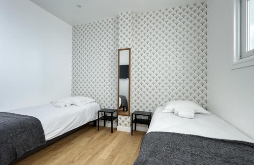 Quartier de la Porte-Saint-Denis Apartment | Superb Large and New 4bds Flat - Heart of Paris 10