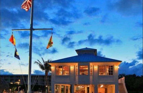 Tavernier Apartment | Superb Ocean View Suite w/heated pool, beach, marina, tennis/pickleball