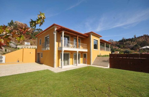 Ponte de Lima Villa | Superb Ponte de Lima Villa | 4 Bedrooms | Villa Arrincao | Sauna | Stunning.
