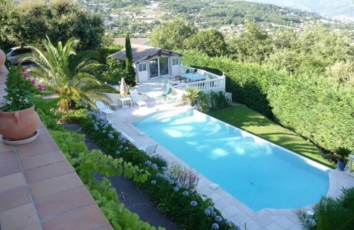 La Gaude Apartment | Superb studio with terrace and pool