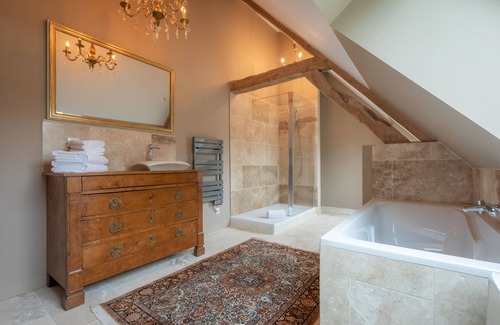 Vierzon Apartment | Superb suite in the heart of the forest