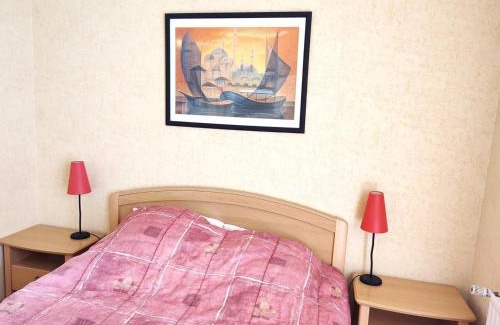 Tregastel Apartment | Superbe appartement avec vue mer et parking à Trégastel - FR-1-368-29