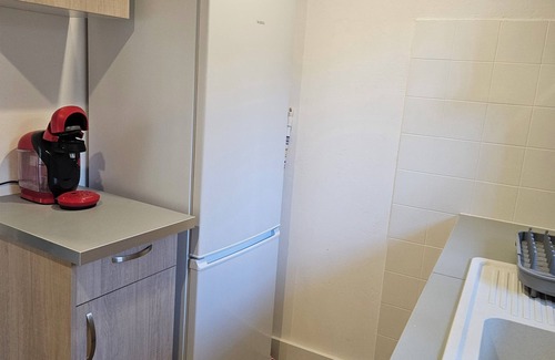 Speracedes Apartment | Superbe Appartement Neuf, 4 Couchages, Jardin et vue Mer, au Cœur du Village !