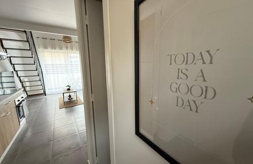 Neuilly-sur-Marne Apartment | Superbe F2 Duplex Cosy Zen proche Paris & Disneyland