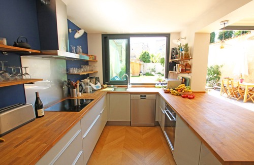 Meriadeck House | Superbe Maison en Pierre 4 Avec Jardin et Piscine à Bordeaux Centre Gambetta