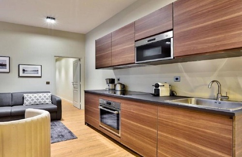 Quartier de la Monnaie Apartment | SUPERBLY LOCATED NEAR LUXEMBOURG GARDEN & ST GERMAIN- A BLOCK TO SEINE