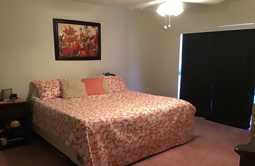 Davie Condo | Superbowl wkd. Walk to Nova/Miami Dolphin training ctr.