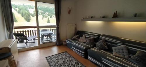 Saint-Etienne-en-Devoluy Apartment | Superdevoluy appart 7ème étage sud Aurouze