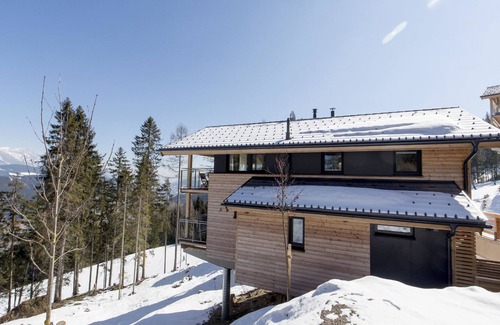 Pichl-Preunegg House | Superior #13 Sauna&Sprudelwanne innen by Interhome
