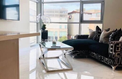 Cardiff City Centre Apartment | Superior Apartment In Cardiff City Centre
