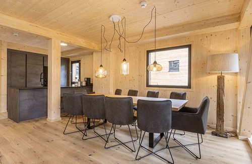 Turracher Hohe Ski Chalet | Superior Chalet # 17 with Sauna & Hot Tub