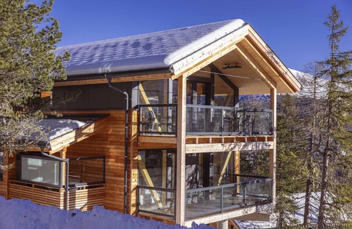 Turracher Hohe Ski Chalet | Superior Chalet # 7 with Sauna & Hot Tub