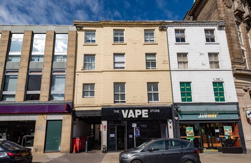 Huddersfield Apartment | Superior Fully-Loaded Apartment 1