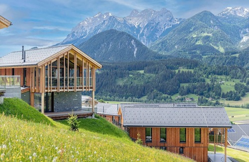 Haus im Ennstal House | Superior Holiday Home with Sauna