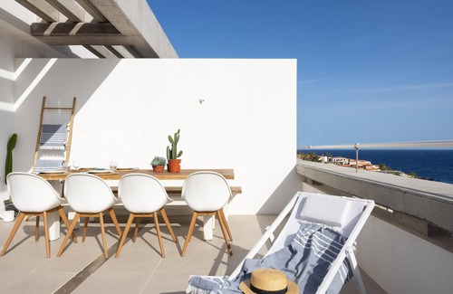 Arico Apartment | Superior Seafront Apartment, Porís 6