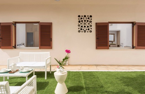 Nea Chora Villa | Superior Villa privete garden 50 meters from the beach