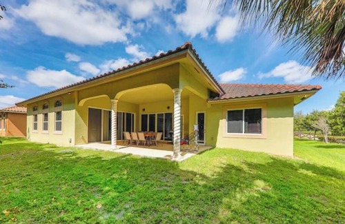 Davie House | Supremacy STR-6110