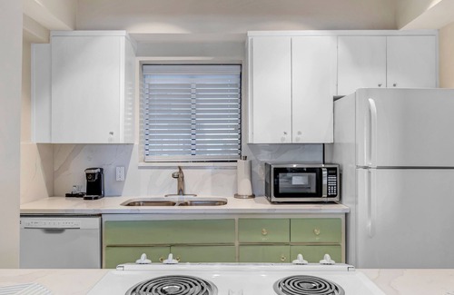 Jacksonville Beach Apartment | Surfline 8th Avenue Jax Beach