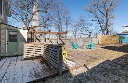 Lansing House | Surfs up I 4 BR I 2 BA I 4 King Beds