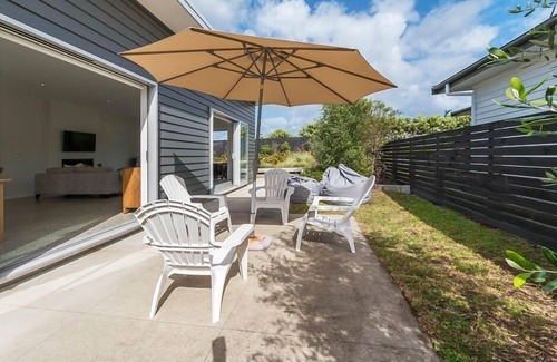 Omaha House | Surfs Up Omaha Beach