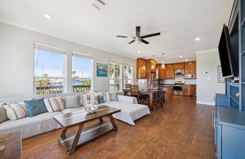 Surfside Beach House | Surfside Retreat - Great Views & Steps from Beach