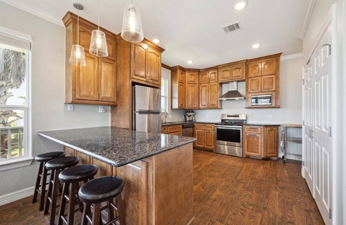 Surfside Beach House | Surfside Retreat - Great Views & Steps from Beach