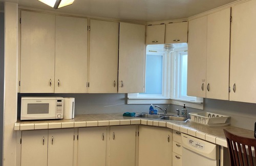 West Portland Park House | SW Portland - 5 mins to Downtown Dog Friendly