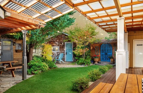 Beaverton House | SW Portland Estate with Incredible Patio 8 Miles to Downtown 1/2 mile to MAX One Block to Park