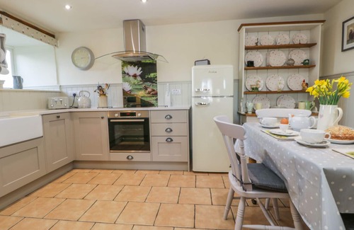 Staintondale Cottage | SWALLOW COTTAGE, pet friendly, with open fire in Staintondale