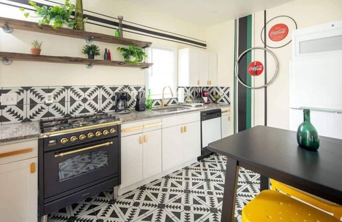 Cabbagetown House | Swank Cabbagetown by Minty Living