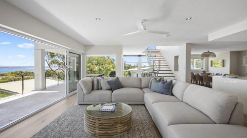 Killcare Heights House | Sweeping Ocean Views From Killcare To Palm Beach
