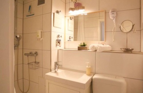 Mannheim City Centre Apartment | Sweet Studio | Super Central | 5min to Paradeplatz