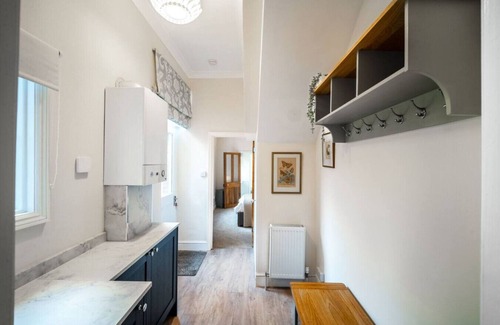 Norwich Apartment | Swift Host | Beautiful 1 bed with Parking
