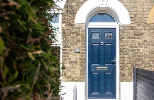 Norwich House | Swift Host | Central | 3 Bedrooms | Parking