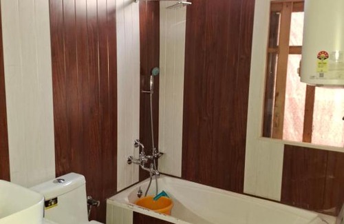 Nagin Bagh Hotel | Swift houseboats