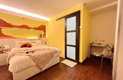 Kuarters Kampung Pandan Hotel | Swing & Pillows at KL Cheras Maluri 2