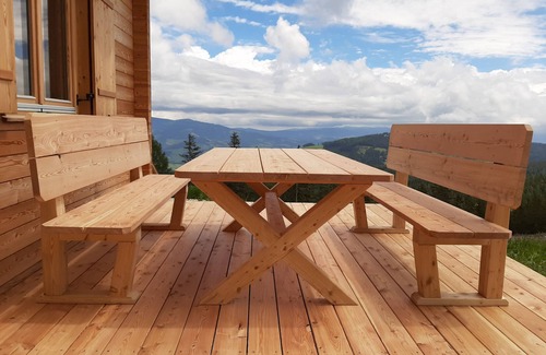 Bad Sankt Leonhard im Lavanttal House | Swiss pine chalet Klippitz