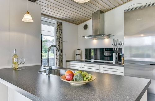 Floutrup House | "Sylvelin" - 400m to the fjord by Interhome