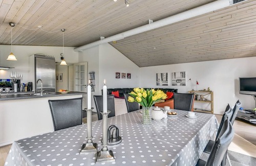 Floutrup House | "Sylvelin" - 400m to the fjord by Interhome