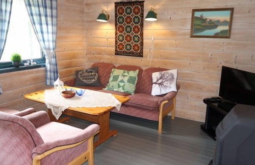 Fjaler House | Synnøve by Interhome