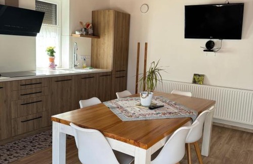 Fadd Apartment | Szőlővirág Vendégház