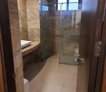 Mahipalpur House | T P Home Stay