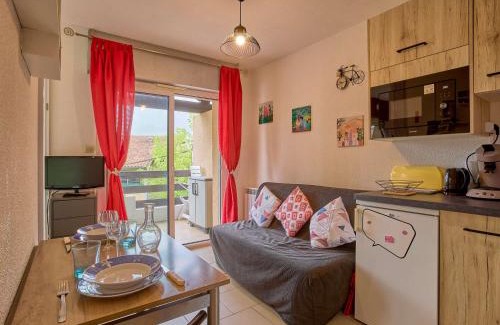 Barbotan-les-Thermes Apartment | T1 bis lumineux pour 2, terrasse ensoleillée, parking, wifi - FR-1-841-26
