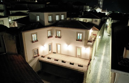 Ponte da Barca Apartment | T1 Maria in the heart of Ponte da Barca, ideal for romantic getaways.