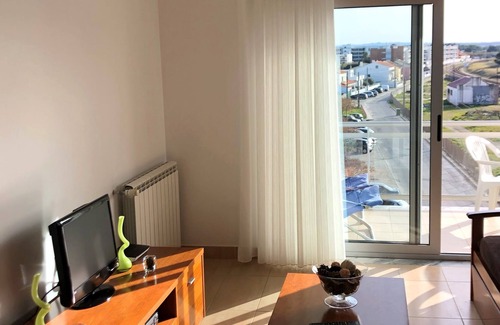 Sao Martinho do Porto Apartment | T1 with Pool