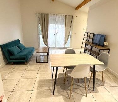Leyment Apartment | T2 étage Lumineux à Leyment