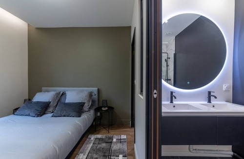 La Guillotiere Apartment | T2 43m2 New Lyon 3 Part Dieu very chic