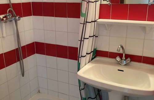 Saint-Pierre-la-Mer Apartment | T2 apartment 300m from the beach